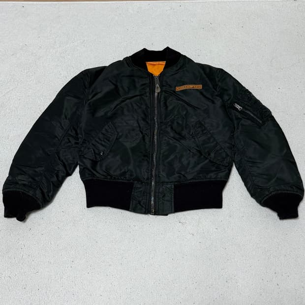 아비렉스 블랙 MA-1 항공 점퍼