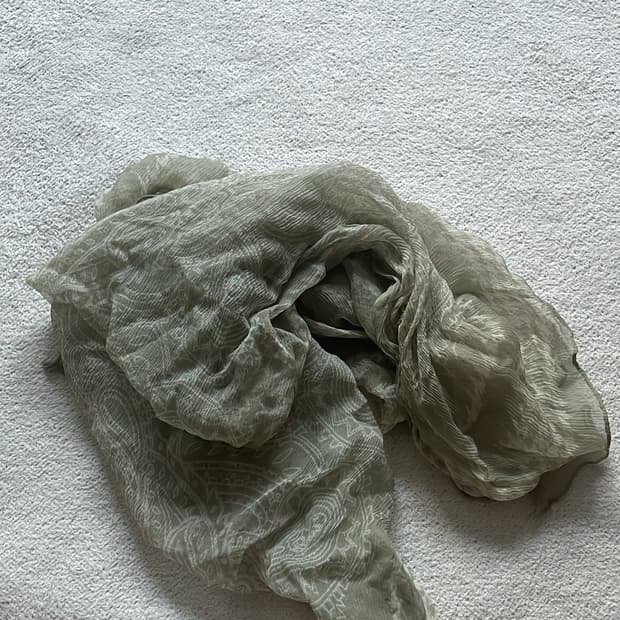 솔로이스트 스카프