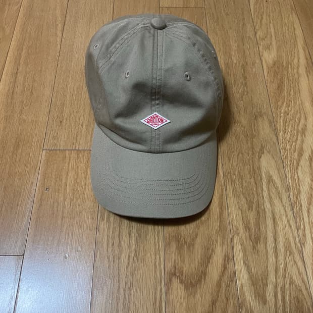 단톤 볼캡 배이지