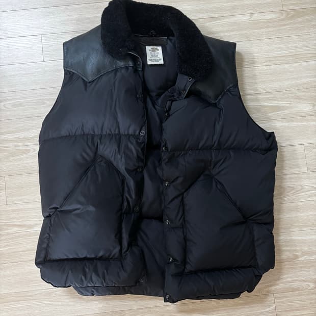 록키마운틴 패딩조끼 블랙 44
