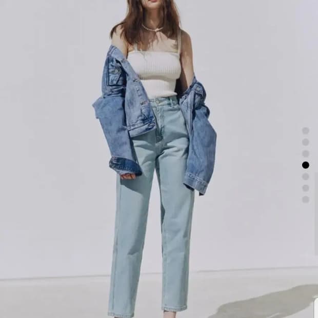 프론트로우 하이라이즈 레귤러핏 데님 청바지 26사이즈