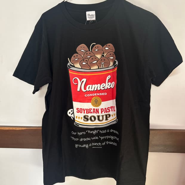 나메코 티셔츠 