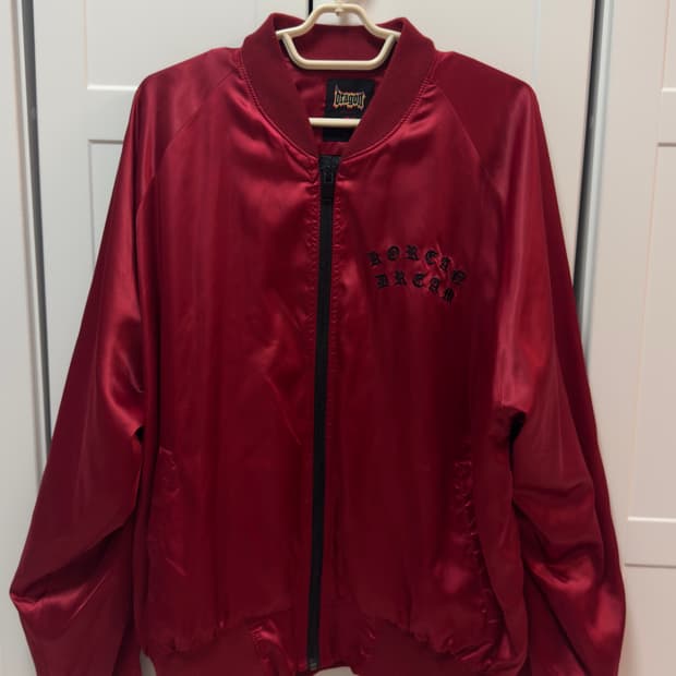 지드래곤 에잇세컨즈 스카잔