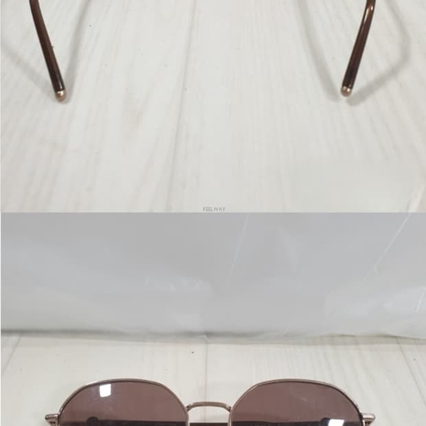 명품 멀버리(Mulberry 정품)레트로풍의 낭만이 가득한 둥근형태의 선