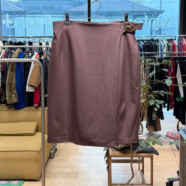 셀린느 딥핑크 랩 미디스커트 