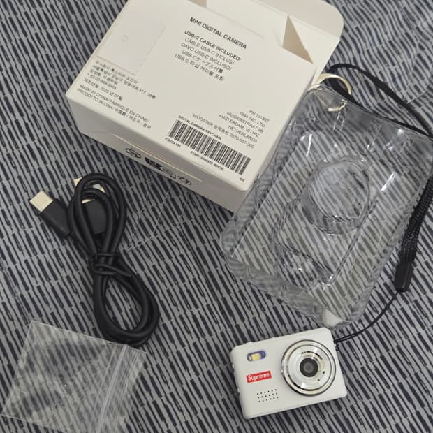 [OS]슈프림 카메라 키링 