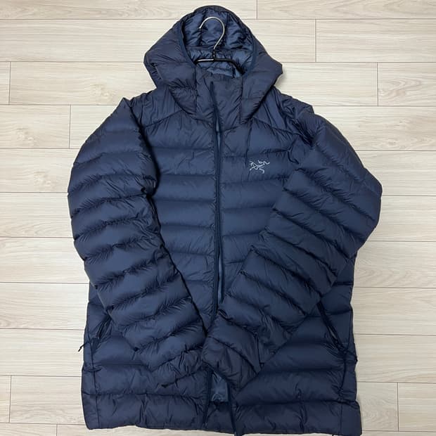 아크테릭스 세륨 후디 네이비