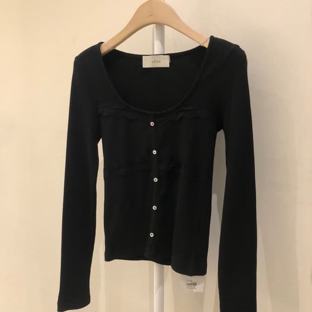 Often 아이보리 니트