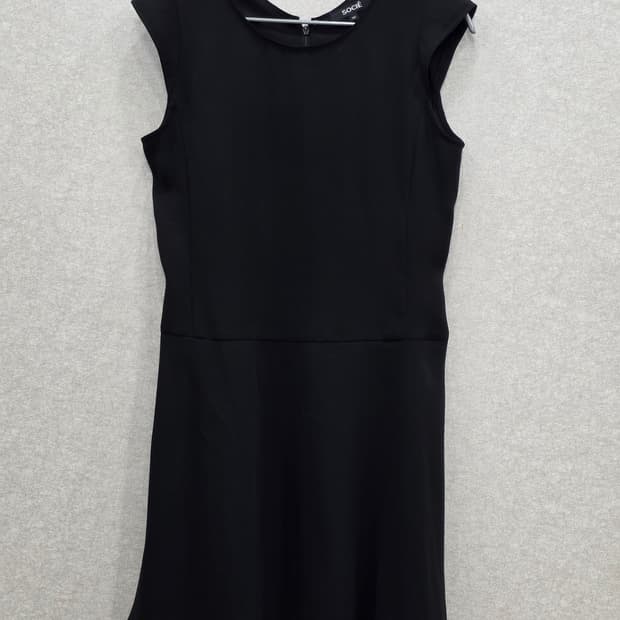 SOOCIE 블랙 슬림핏 원피스