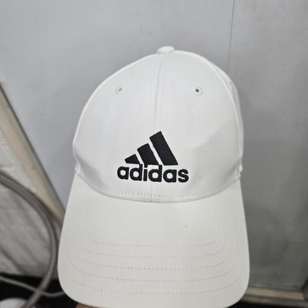 56사이즈)) adidas 아디다스 볼캡! 흰색 & 검정