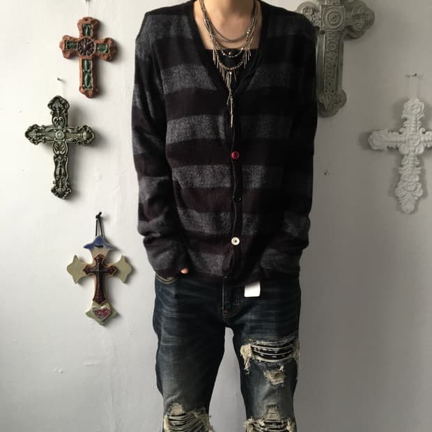 Stripe pattern knit cardigan