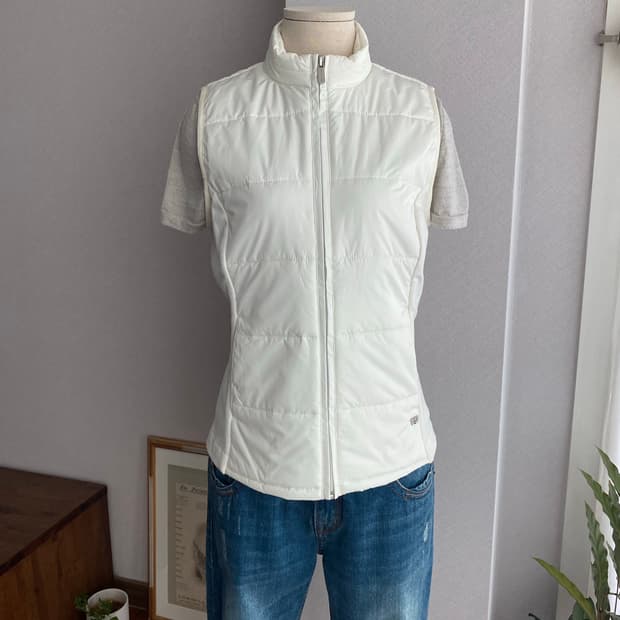 HELLY HANSEN 헬리한센 경량패딩 베스트(XS)