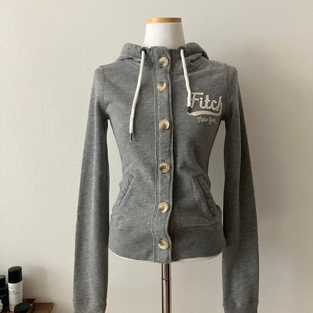 아베크롬비 버튼 후드집업 xs y2k후드집업 딱붙핏