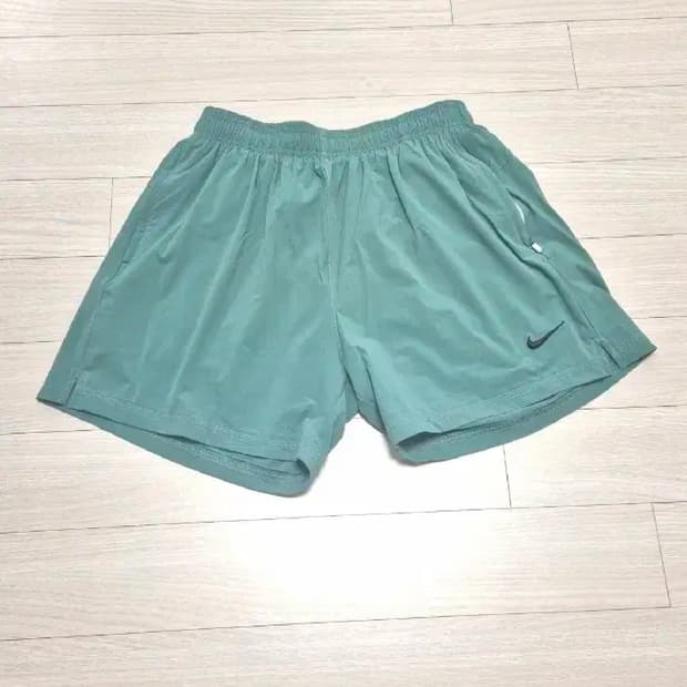 나이키 드라이핏 쇼츠 반바지 XL