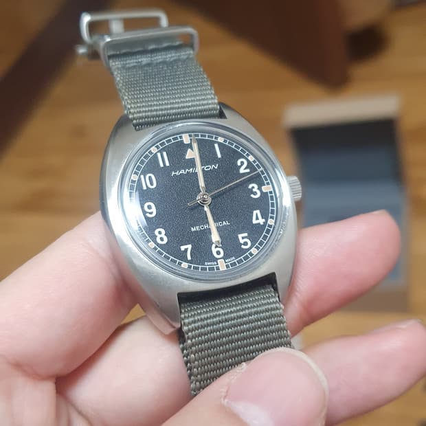 해밀턴 w10 카키 에비에이션