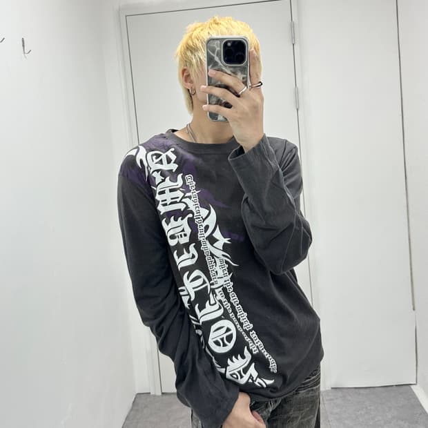 Bullet Noise gothic lettering tribal sle