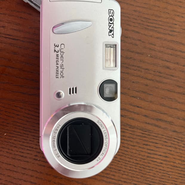 Sony Cyber-shot DSC-P52 판매합니다