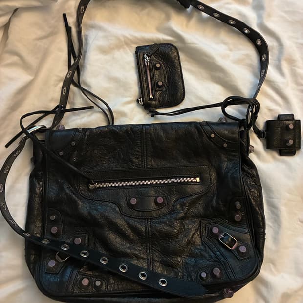 Balenciaga 백