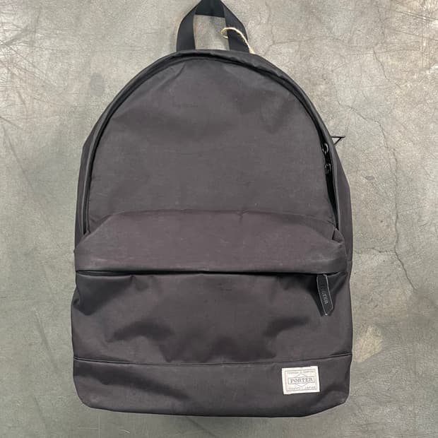 요시다 포터 데이 백팩