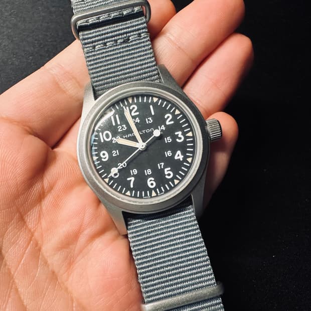 해밀턴 카키필드 메카니컬 38mm 운모 글라스 시계 판매