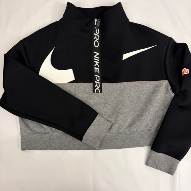 [S] 나이키 블랙/그레이 크롭 드라이핏 퓨추라 플리스