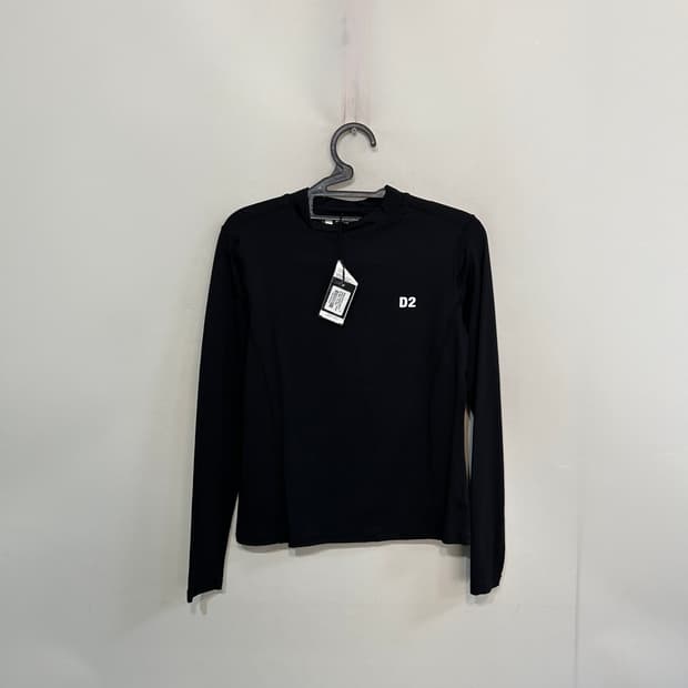 디스퀘어드2 여성백라인 에어슬림 티셔츠 L 새상품