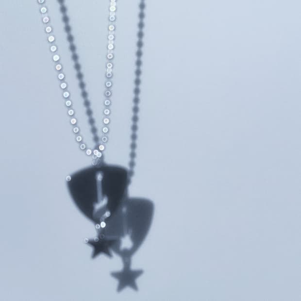 Guitar Pick Star Necklace