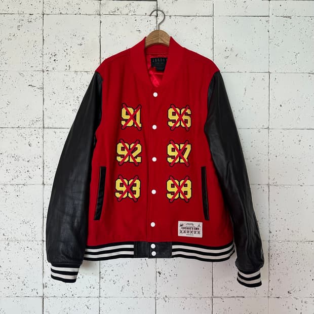 105 나이키 조던 바시티 자켓