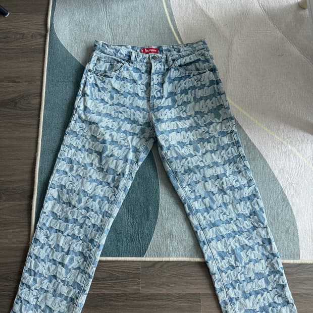 슈프림 팻 팁 레귤러진 32사이즈 판매합니다.