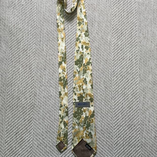 Kenzo 겐조 플라워 넥타이 