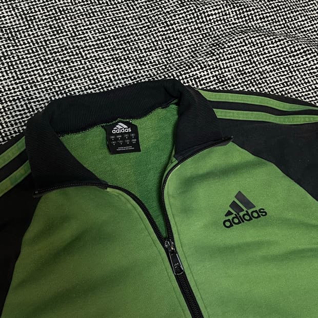 아디다스 트렉탑 져지