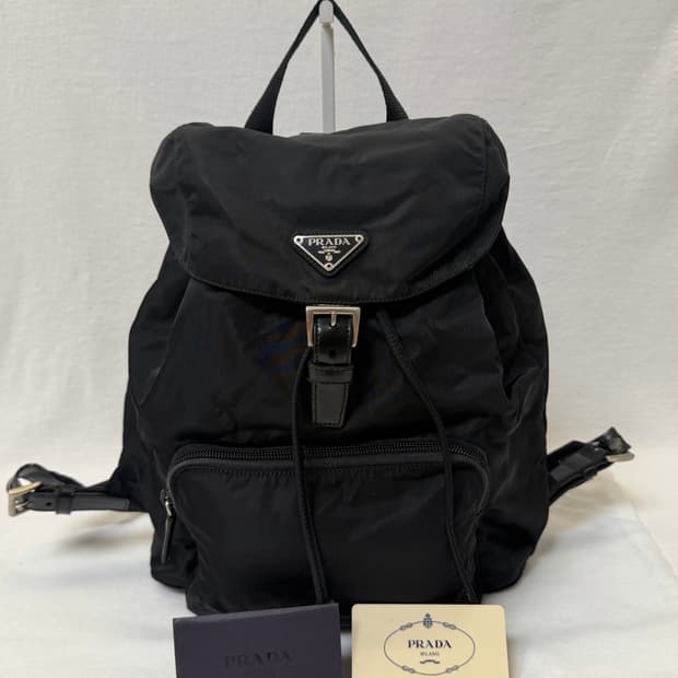 정품 프라다 포코노 나일론 원포켓 백팩 미디움 블랙
