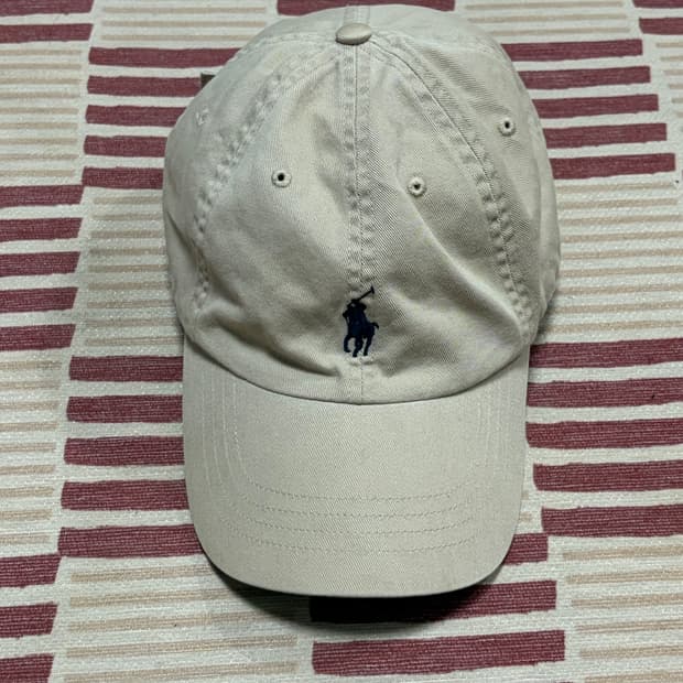 폴로 볼캡