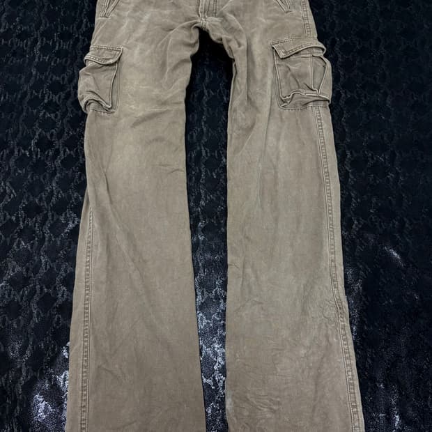 “Alpha industries” Y2K Mood Beige Cargo 