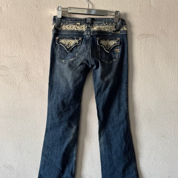 Flap pocket bootcut jeans