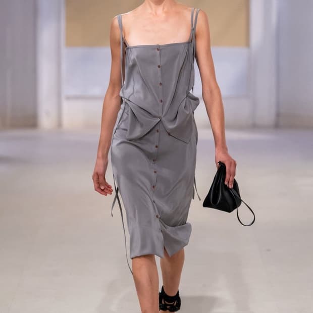 르메르 Lemaire Grey Silk Caraco Tank Top