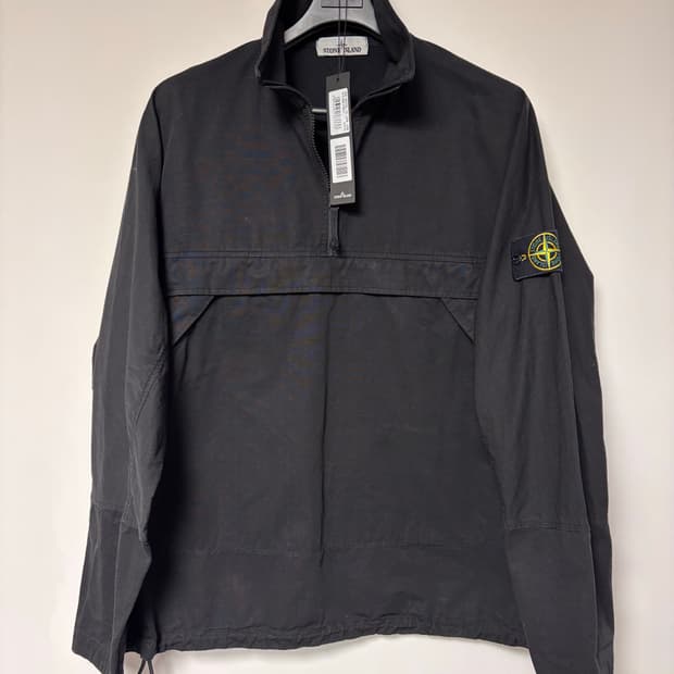 [당일배송/새상품급] 스톤아일랜드 코튼 블랙 하프집업 셔츠