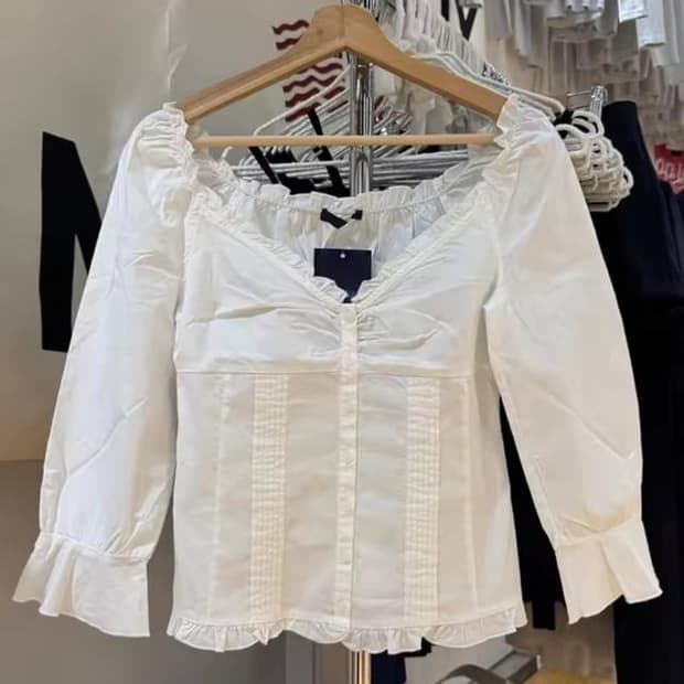Brandy melville blouse top