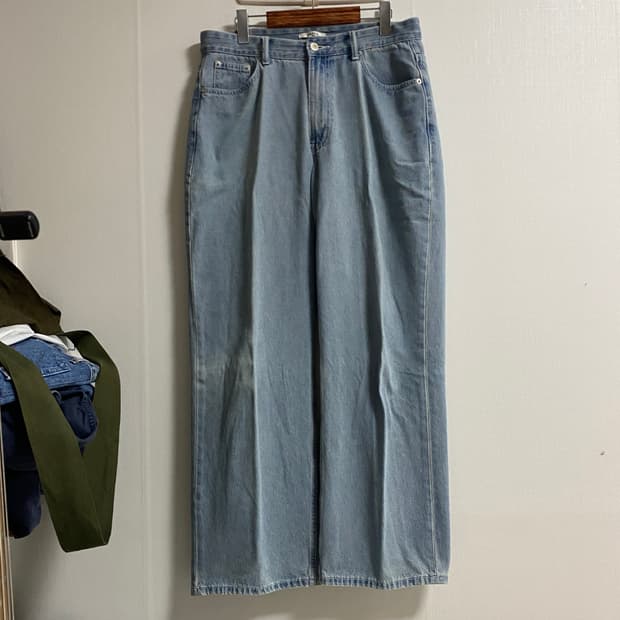(34)빈티지 와이드핏 연청 데님팬츠