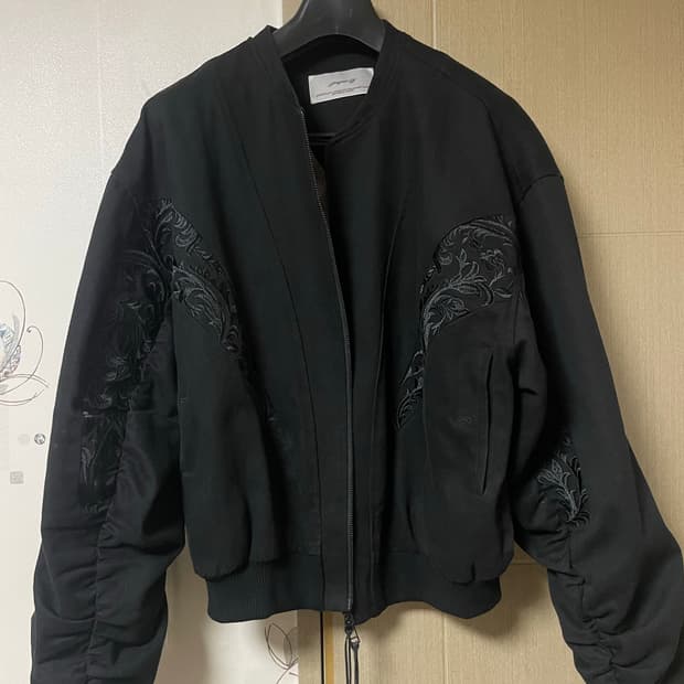 [48]professor.e 봄버 자켓