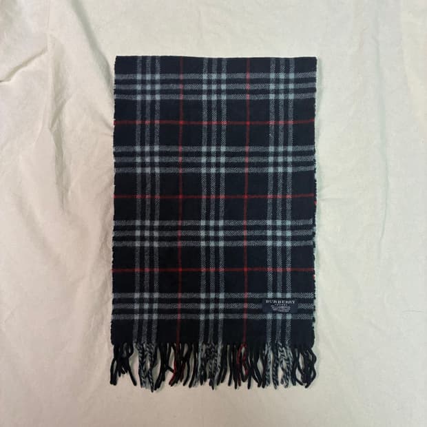 정품 버버리 램스울 체크 머플러