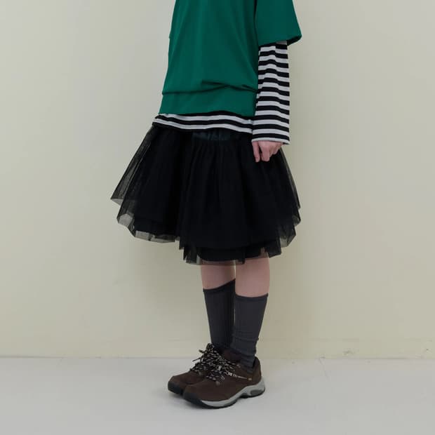 구함) 노컨텐츠 메쉬 플레어 스커트 블랙