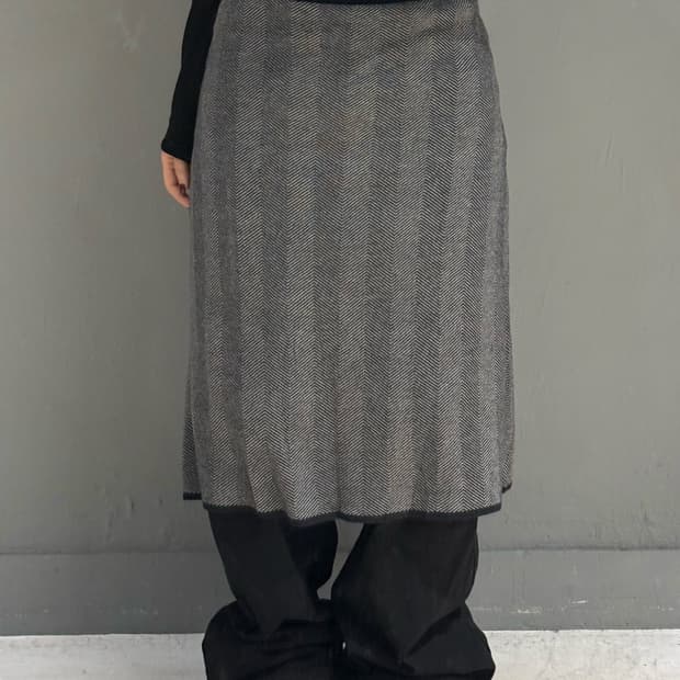stripe pattern detail knit skirt