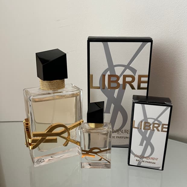 (1회사용/공홈구입)Ysl 입생로랑 리브르 오 드 빠르펭 57.5ml