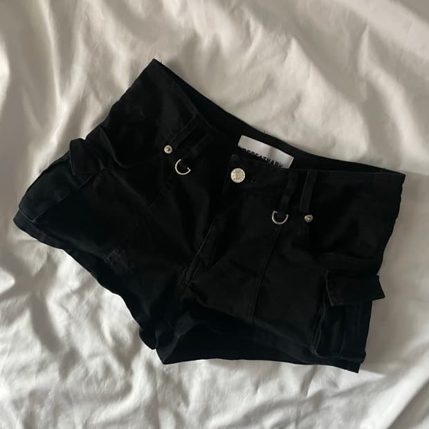 디에어타운 east cargo pt 쇼츠
