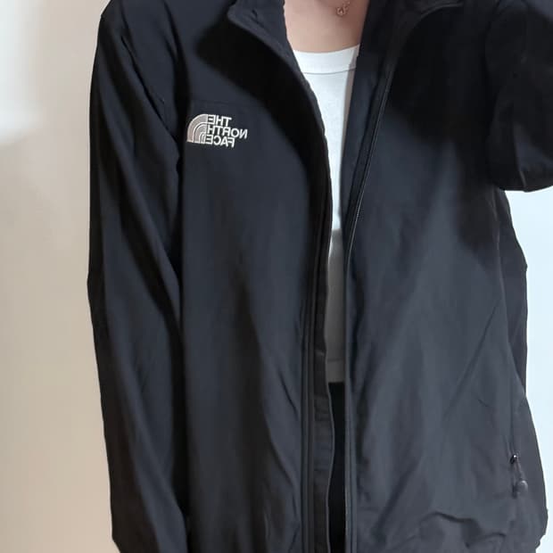 노스페이스 바람막이