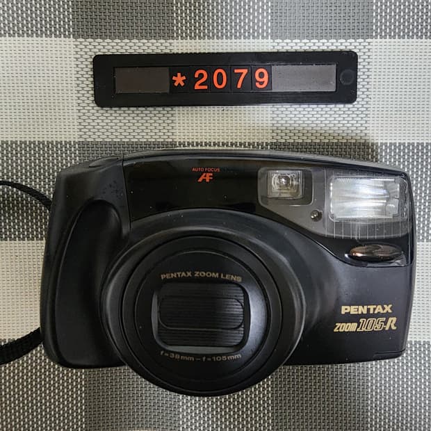 펜탁스 줌 105 R 필름카메라