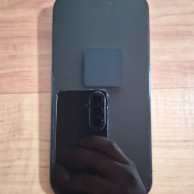 S 급 아이폰 15 블랙 128기가