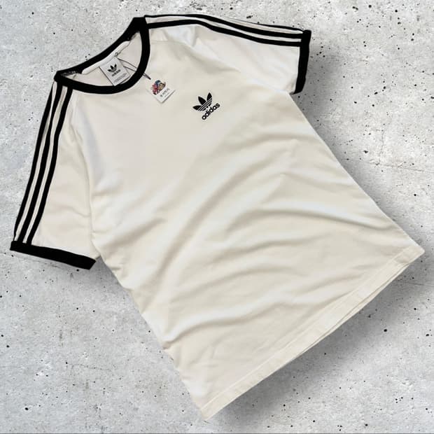 [2XL] 아디다스 사이드라인 반팔 티셔츠 검흰 A515