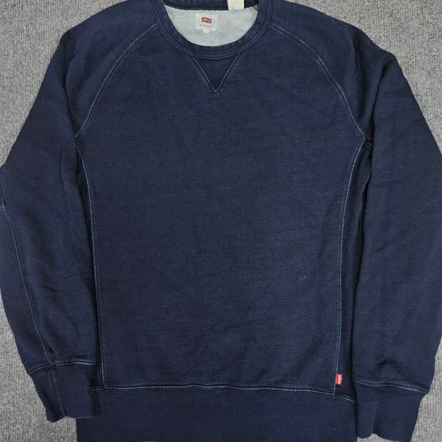 리바이스 인디고 워시드 스웻 셔츠
